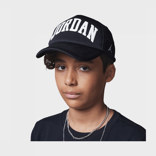 Jordan Foam Trucker Bold Logo Εφηβικο Καπελο Μαυρο