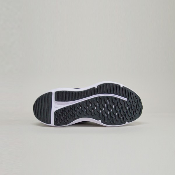 Nike Cosmic Runner Fly Low Παιδικο Παπουτσι Μαυρο - Λευκο