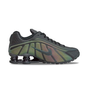 Nike Shox R4 Sneakers